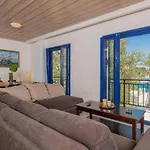 Armiriki With Sea Views, 50m From St Nikolaos Port Apartamento *