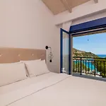 Armiriki With Sea Views, 50m From St Nikolaos Port