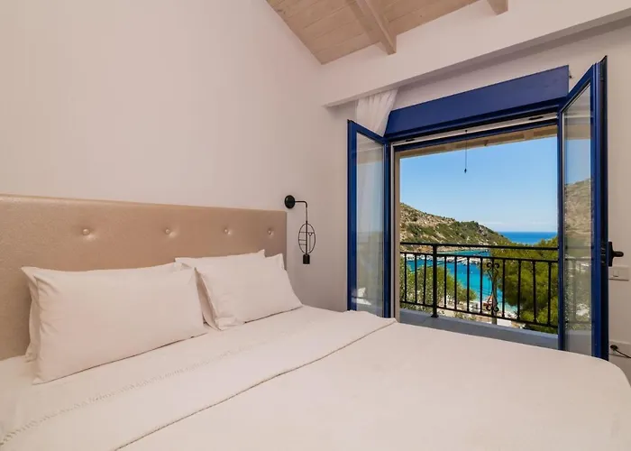 Armiriki With Sea Views, 50m From St Nikolaos Port